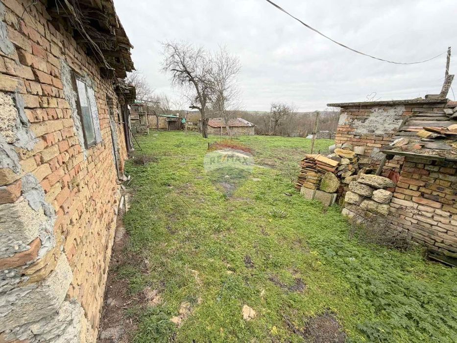 Продава се Къща в с. Изгрев, Област Варна - 135 кв.м за 264 €/кв.м - Снимка #4