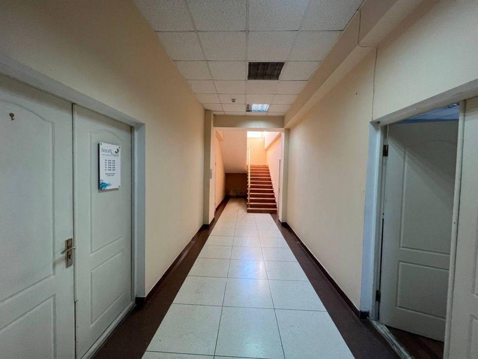 Чиланзари  Торговый Гтовый Бизнес Центр Продается