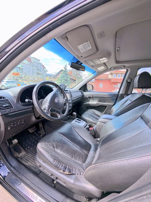 Hyundai Santa Fe 2.2 CRDi 4x4 – Стегнат джип, качваш се и караш!