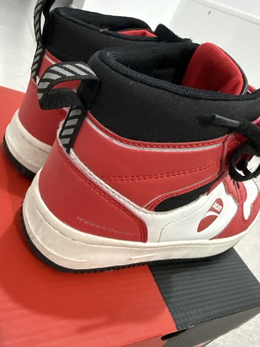 Pantofi sport pentru copii- Ducati- marimea 36