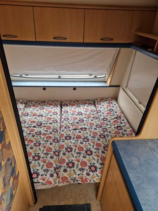 Rulota Hobby DeLuxe 470 cu 2 zone, Aer Conditionat, Boiler, Panouri