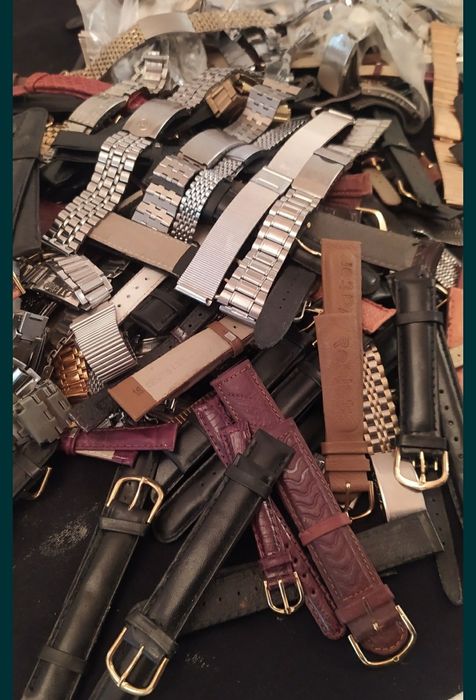 Соат ремешок браслет сотилади! Браслет аксессуары часы! Tayyor biznes