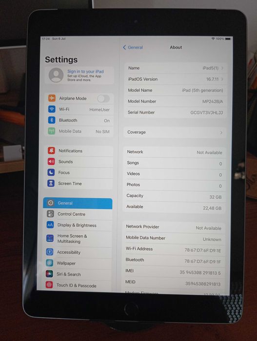 Таблет Apple iPad 5gen 9.7" 32GB