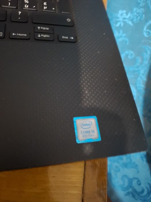 laptop DELL XPS 9570 I5 8300H ( GTX 1050 )