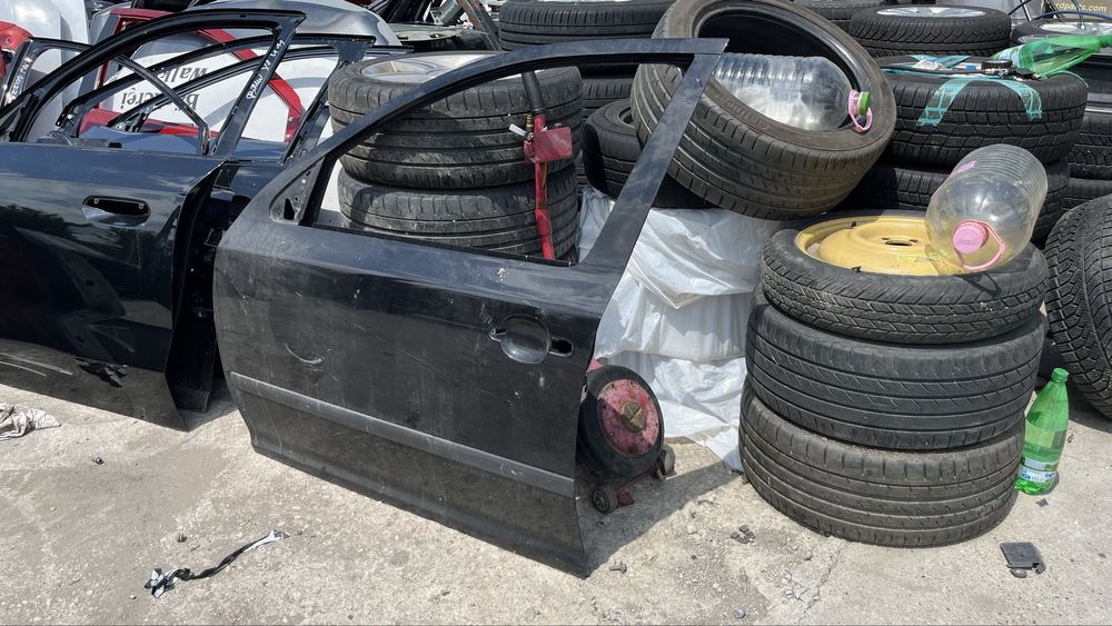 Предна лява врата Skoda Octavia 2