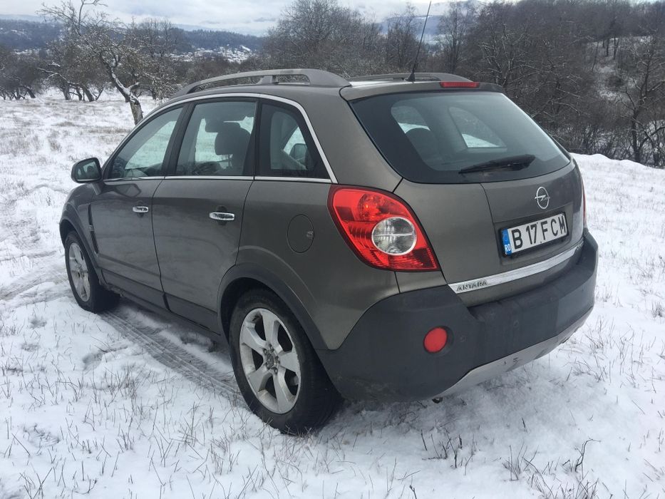 Vând 4X4 Opel Antara 130000 km.