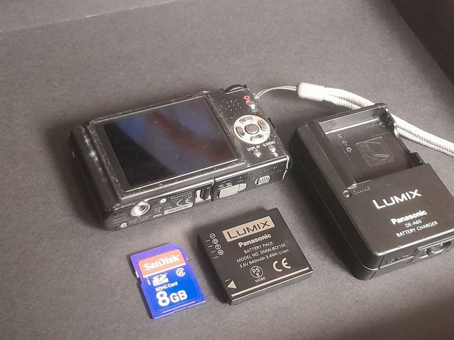 Panasonic Lumix DMC-FX40 фотоапарат