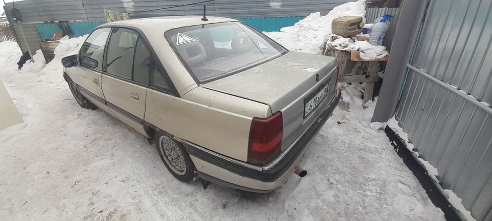 Опель Омега А продам