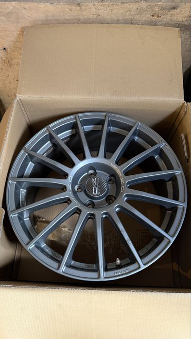 OZ Racing Superturismo LM