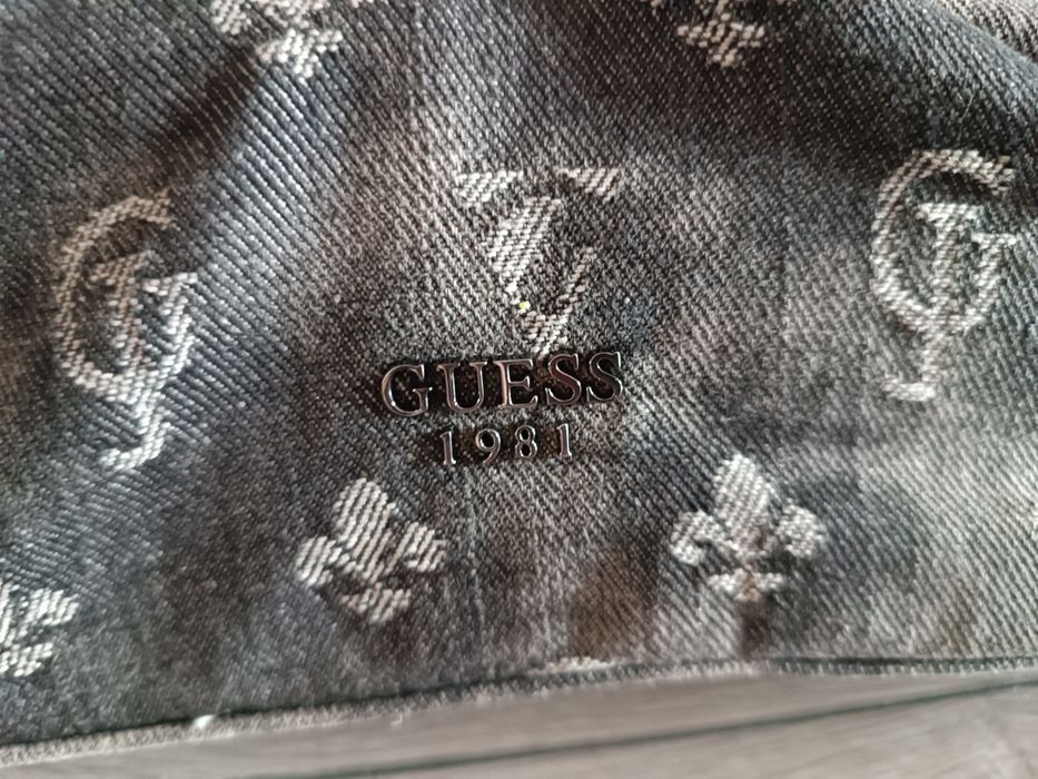 Чанта Guess оригинал