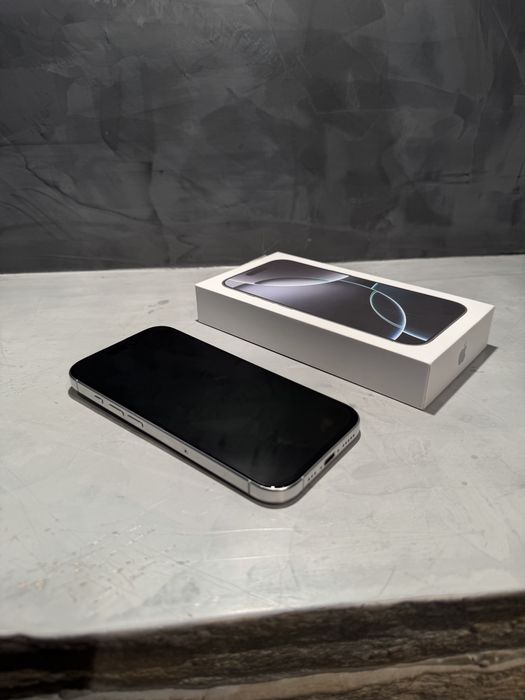 КАТО ЧИСТО НОВ Iphone 16 Pro White Titanium