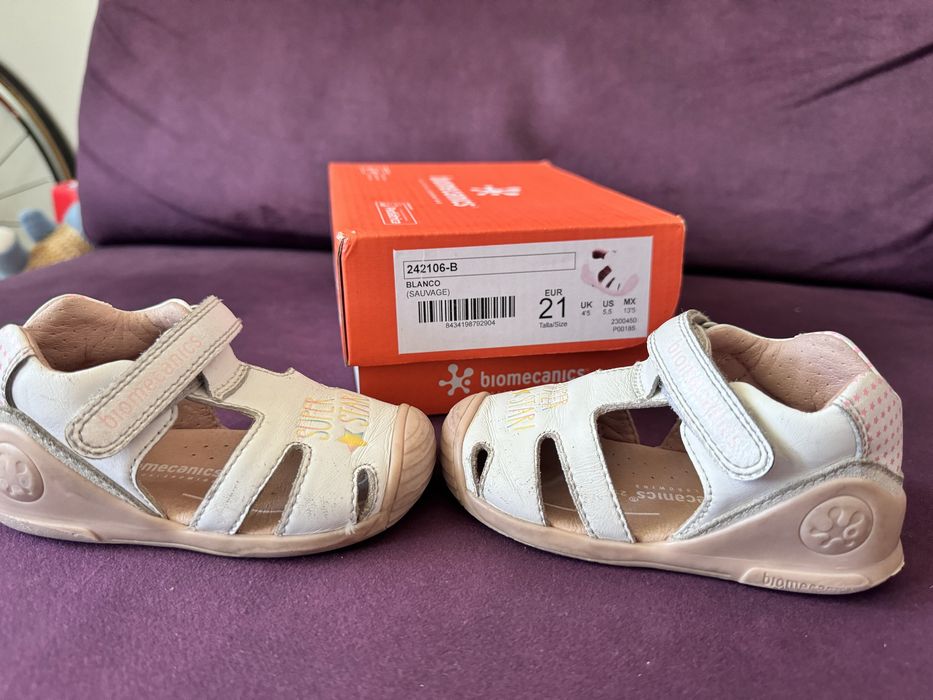Sandale Biomecanics 21