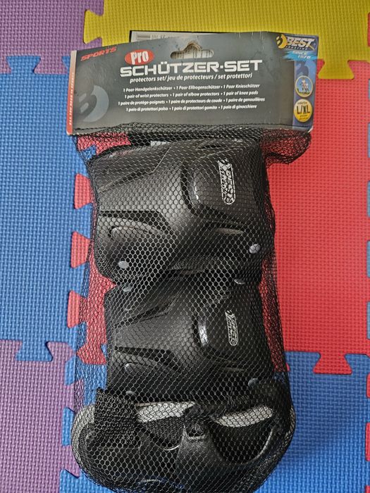 Set aparatori adulti Best Sporting, marime L/XL, NOI reducere 50%