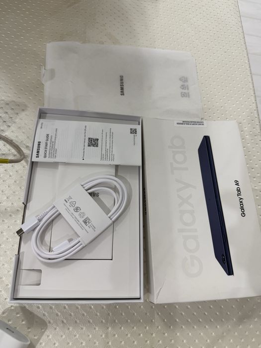 Samsung Tab A9 планшет