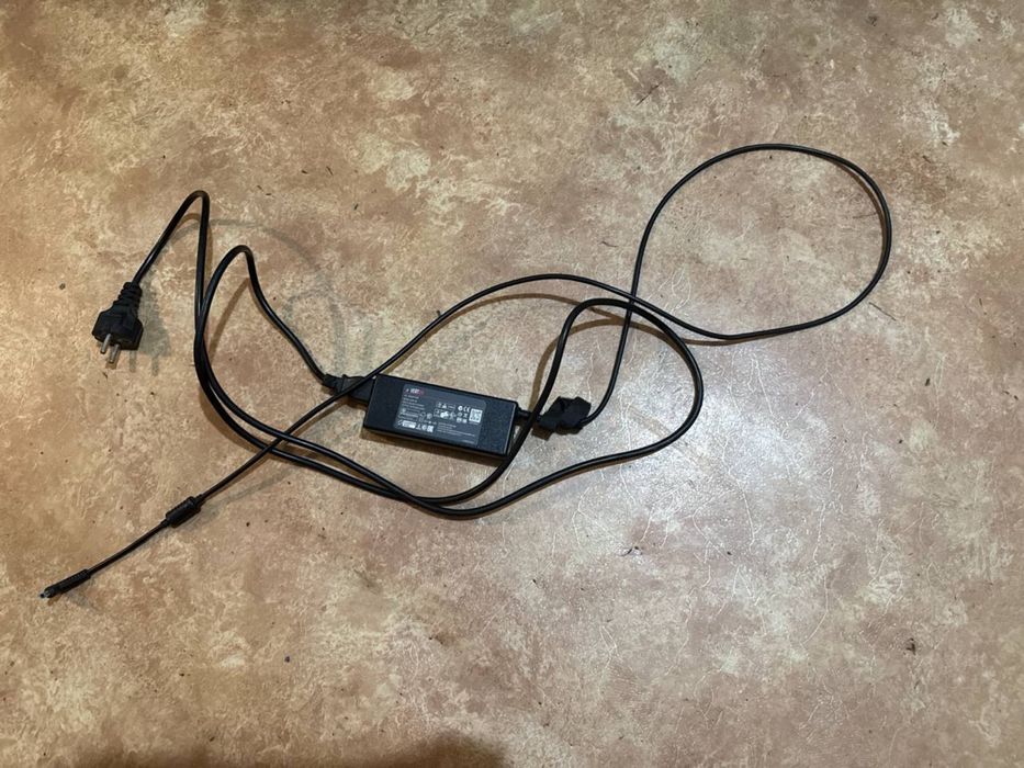 Продам Ноутбук HP desktop-enb3van