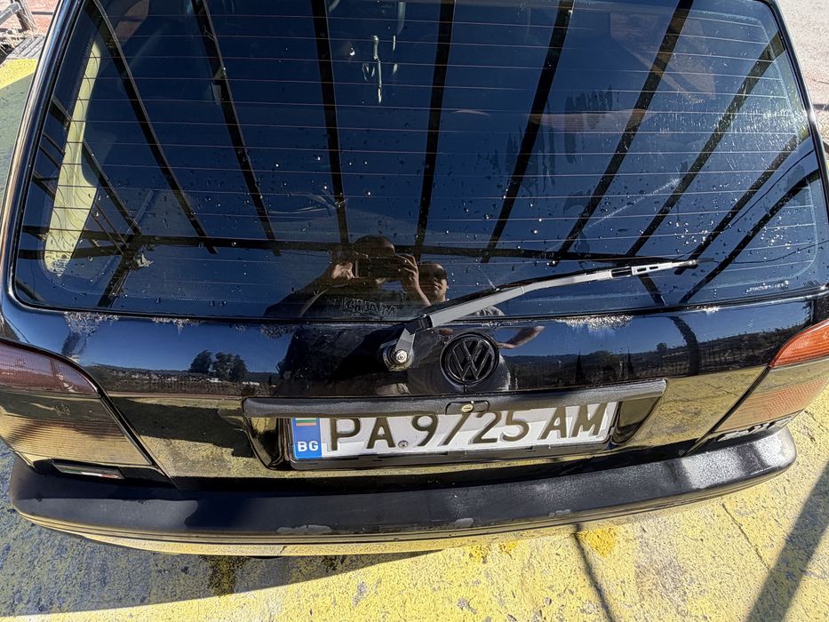 Продава се GOLF 3