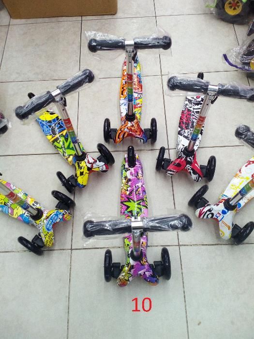 Тротинетка с Графити за деца 2 - 4 години MicMax 02