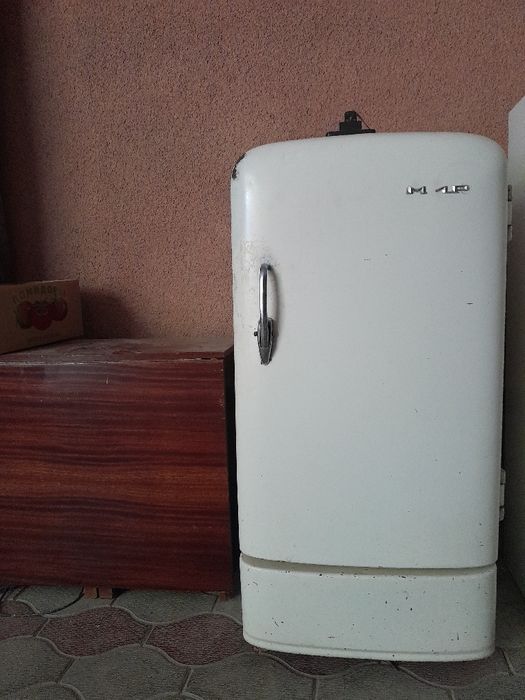 Холодильник Зил в отличная