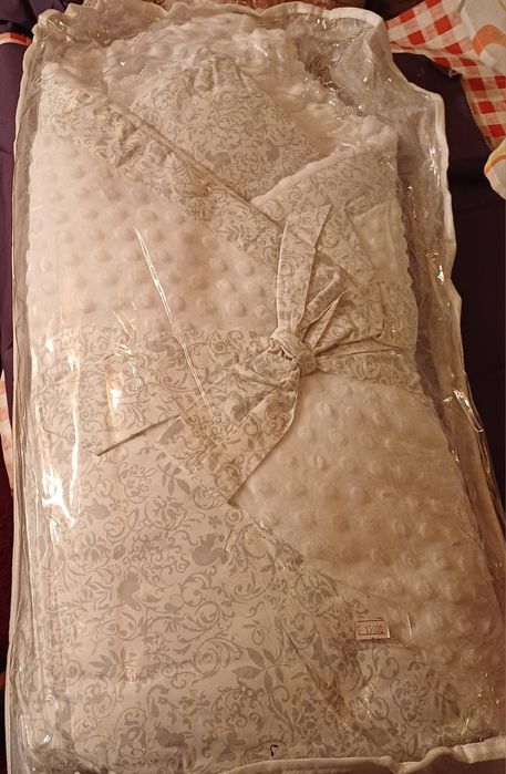 Конверт-одеяло на выписку для девочки.