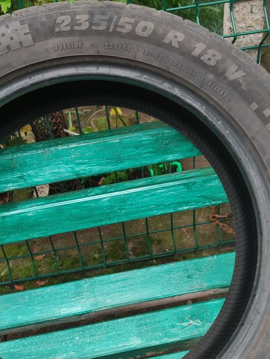 Четири гуми в отлично състояние