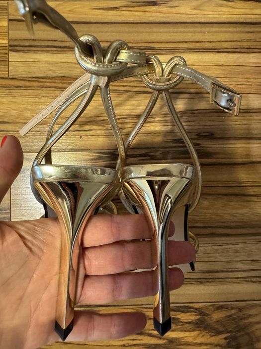 Sandale ocazie aurii