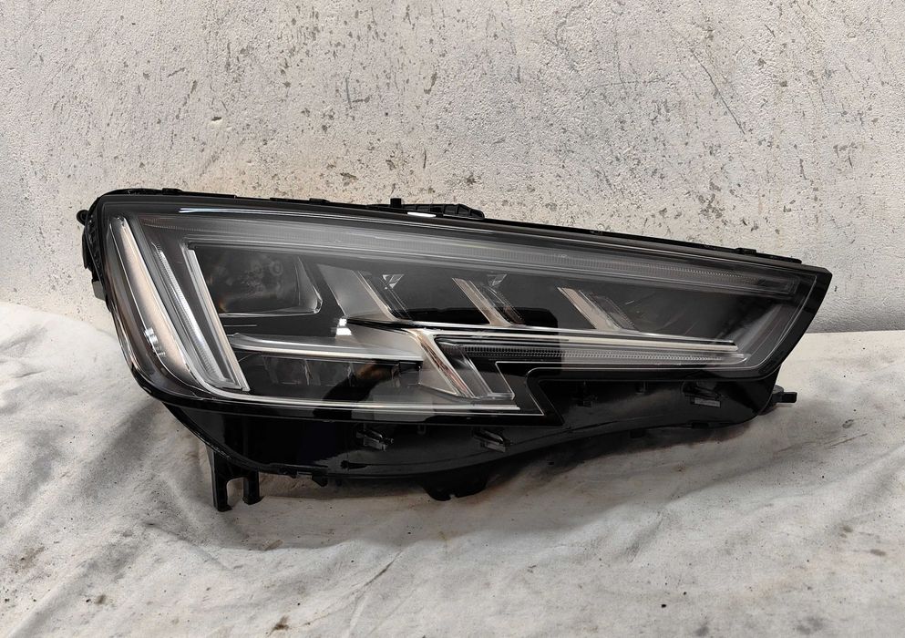 Оригинален фар Ауди А4 Б9  Audi A4 B9 Full  Led Matrix