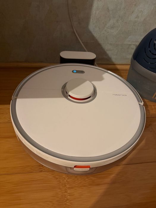 Aspirator ROBOROCK S5 MAX, stare foarte bună + un set de consumabile