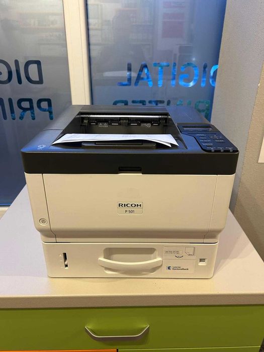 Imprimanta laser Ricoh A4 !