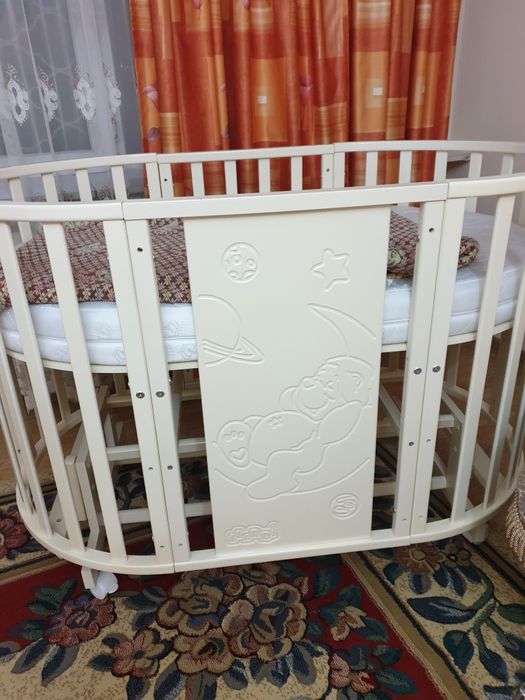 Срочно продам детскую кроватку