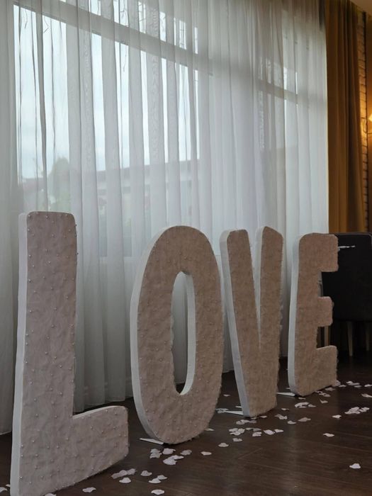 Сватбен декор "LOVE"