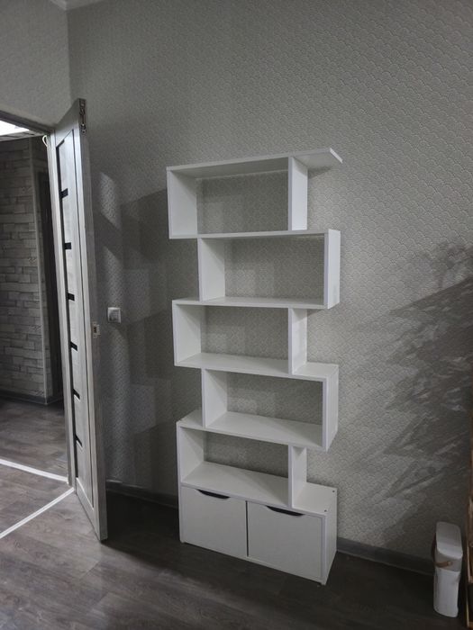 Продам стеллаж белый