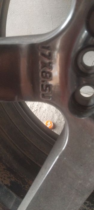 Продам диски с резиной