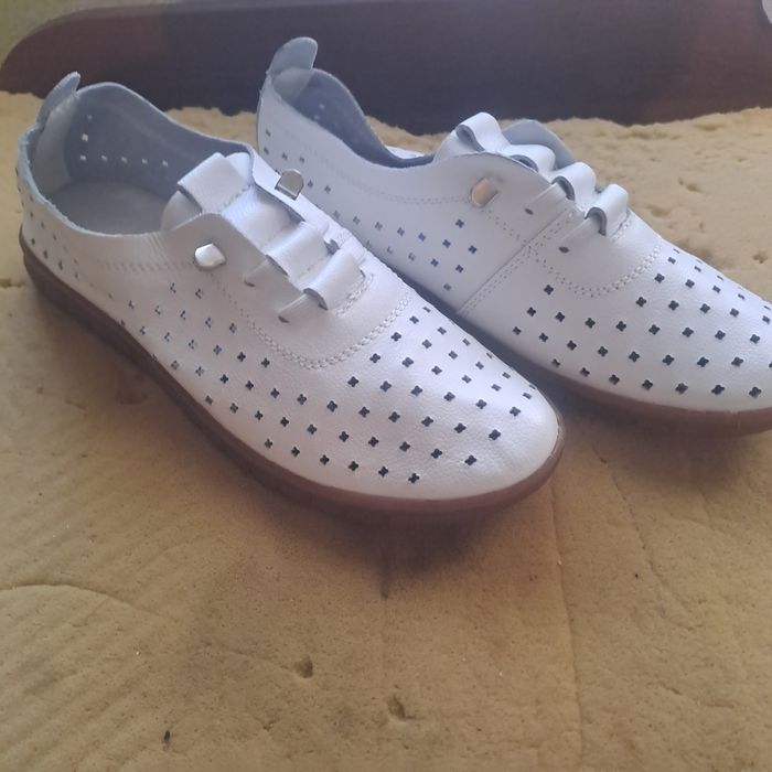 НАМАЛЕНИ Мъжки кожени обувки НОВИ 44 номер