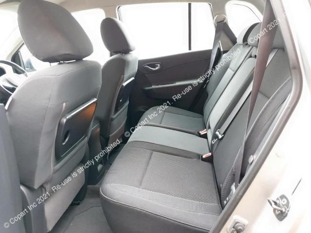 Dezmembrez Renault Koleos 2,0 DCI
