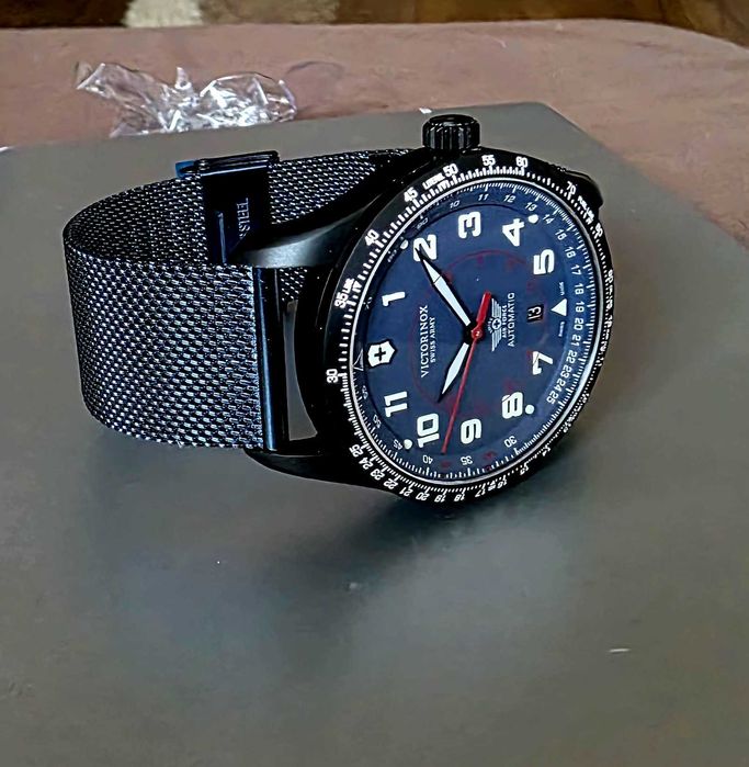 Нов Victorinox Airboss