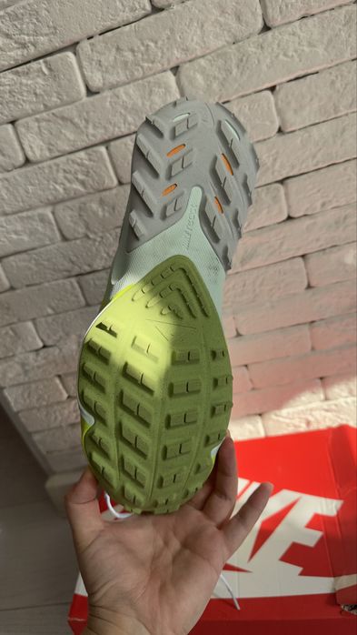 Nike оригинальные кросы