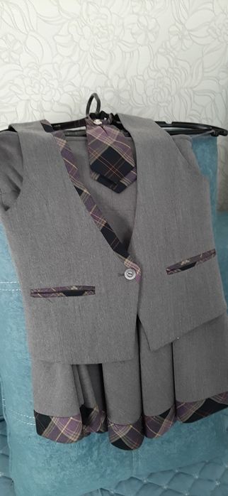 Школьная форма серого цвета