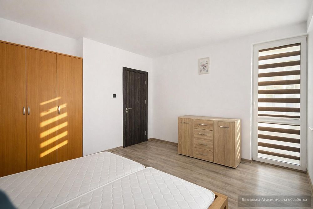 Тристаен апартамент в кв. Гагарин