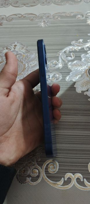 Iphone 12 ideal holatda