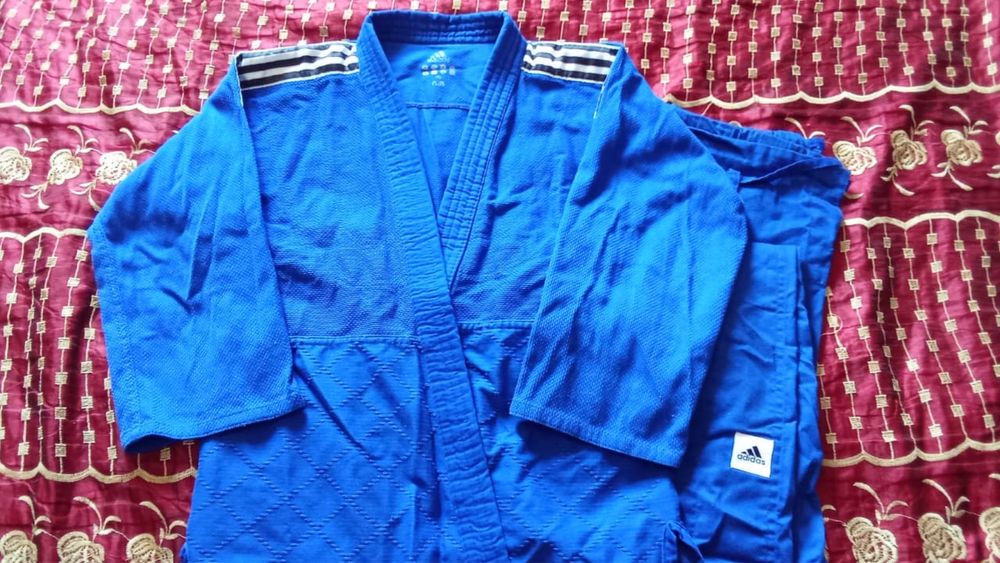 Продам кимона для ДЗЮДО