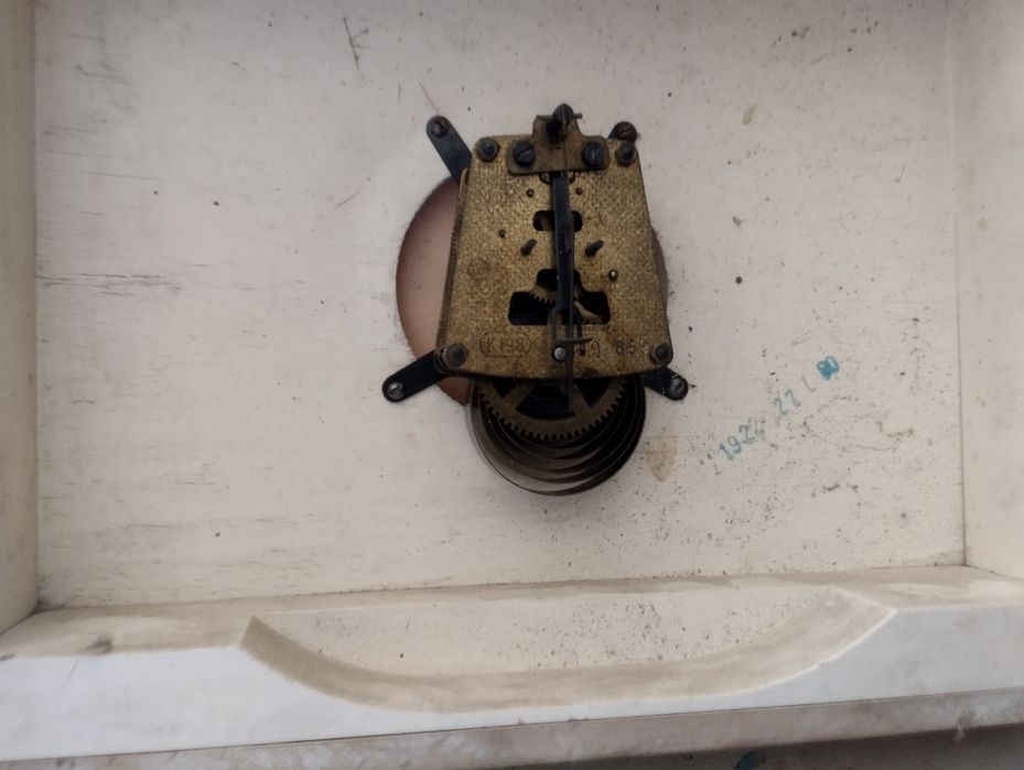 Ретро стенен часовник