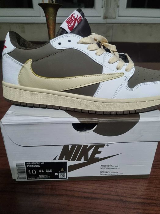 Кроссовки новые, все размеры