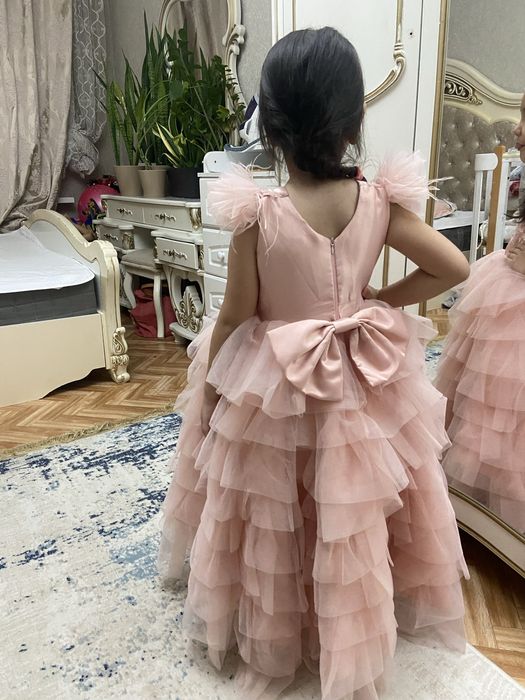 Платье бальное для девочке 5-6-7 лет