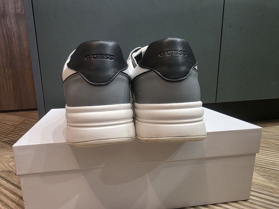 Мъжки маратонки GUESS