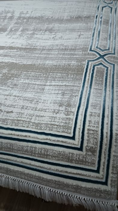 De vânzare covor nou