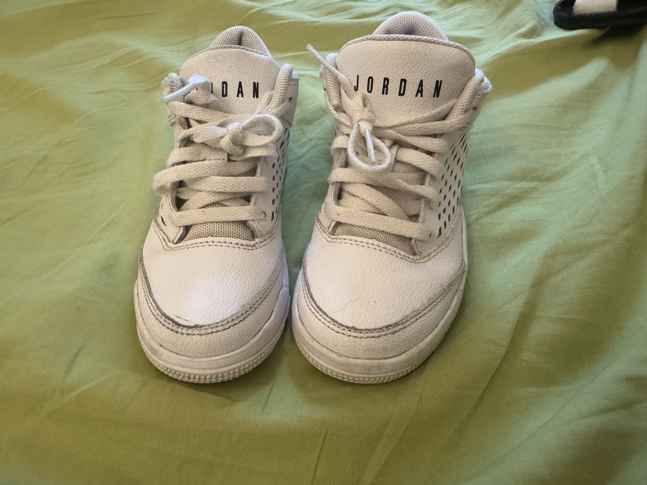 Jordans albi pentru copii, marimea 28,5 unisex