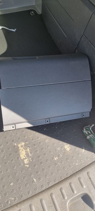 Жабка за VW CADDY 2011-2016