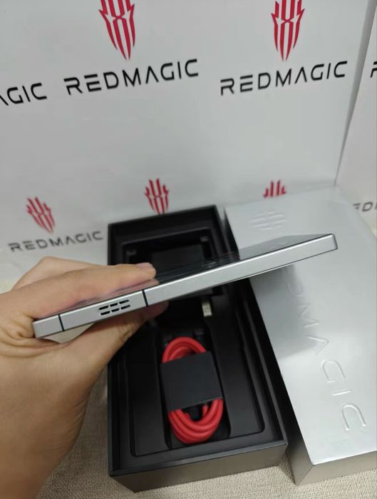 Redmagic 9pro + pro