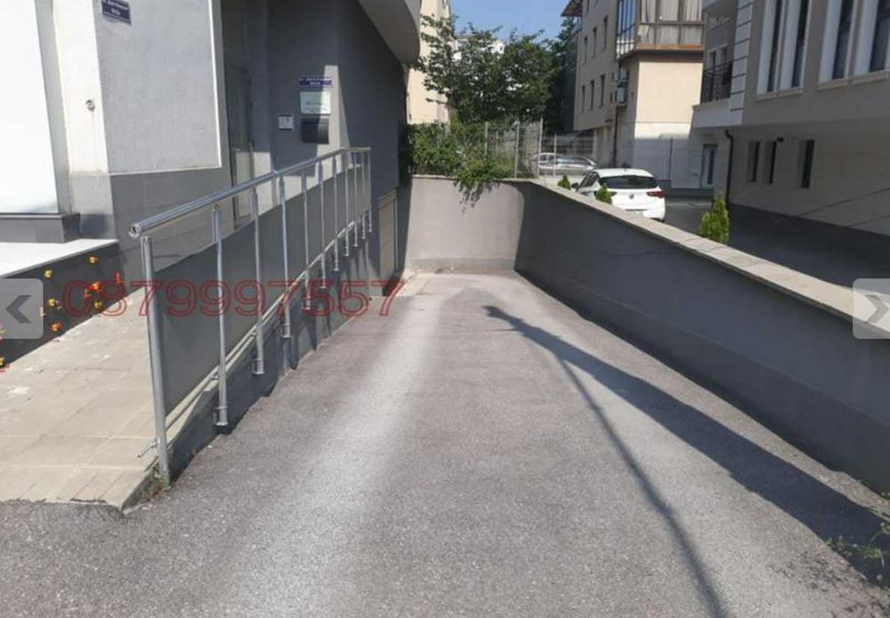 Дава се под наем Гараж / Паркомясто в София, Бояна - 20 кв.м за 199.41 € - Снимка #1