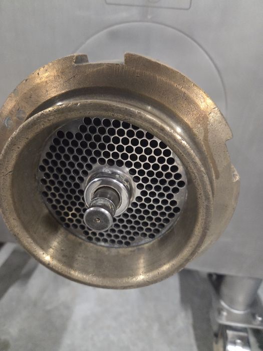 Masina de tocat carne